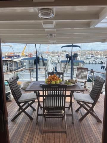 Bed and Breakfast Boat & Breakfast Alicudi Alghero Zewnętrze zdjęcie